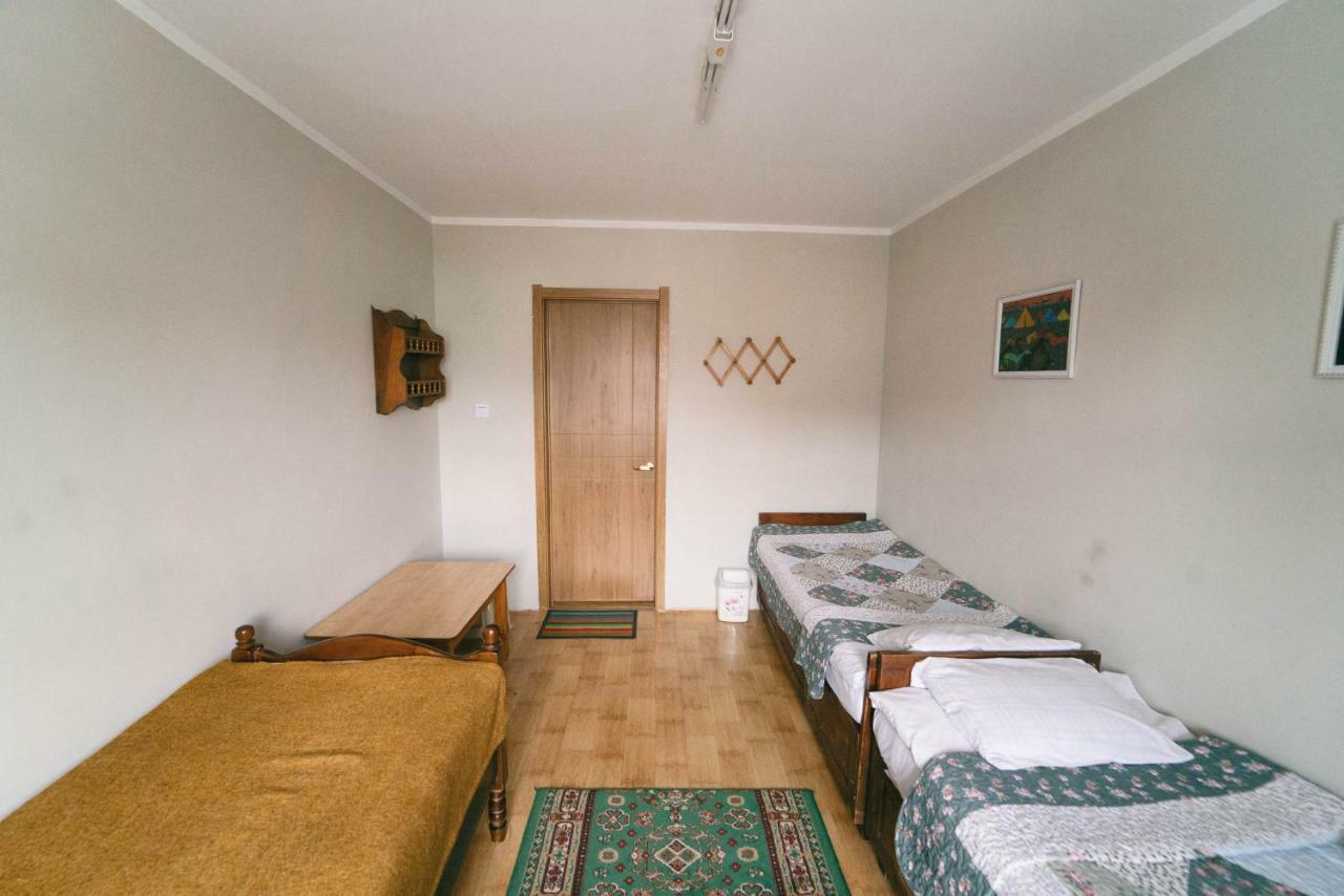 Town Yard Hostel Уланбатар Екстериор снимка