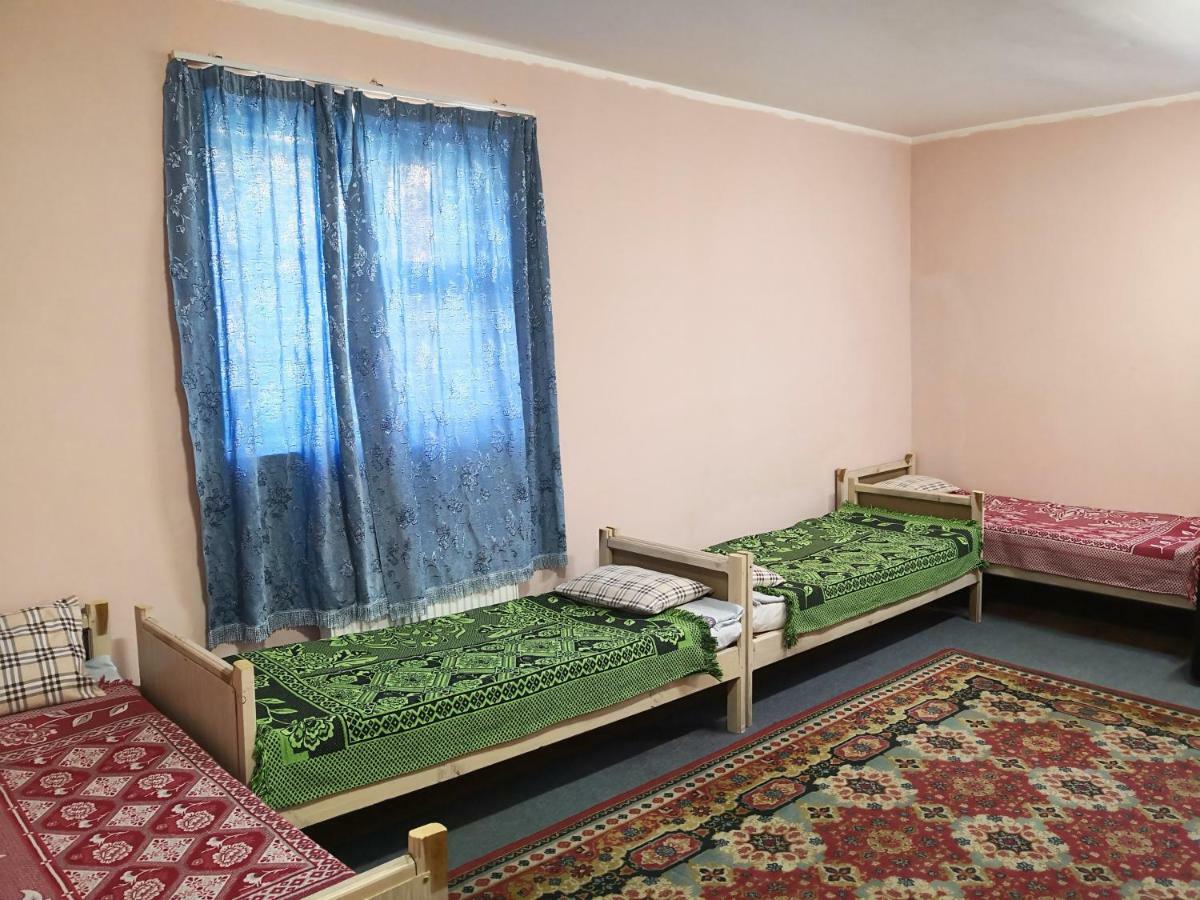 Town Yard Hostel Уланбатар Екстериор снимка